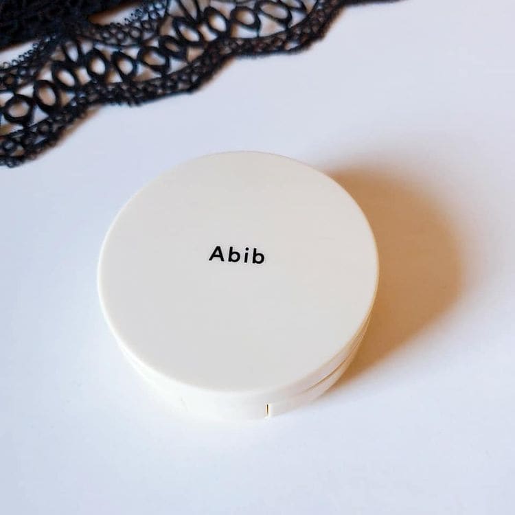 韓国コスメ好きが愛用する人気韓国コスメ「Abib | Brightening cushion compact  Velvet veil #21Y」の画像
